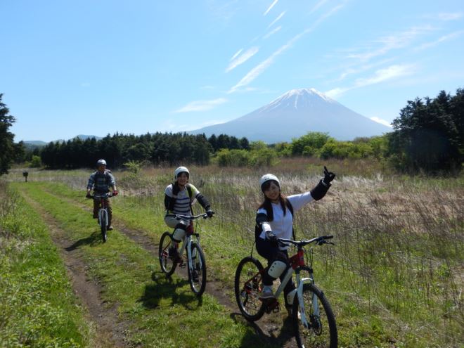 富士山　マウンテンバイク　ツアー