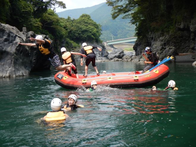 静岡 ラフティング 夏