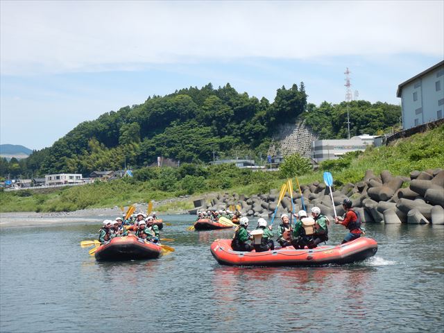静岡おすすめ教育旅行　富士川自然体験